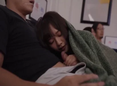 Chuyện vụng trộm với em họ khiến tôi rung động